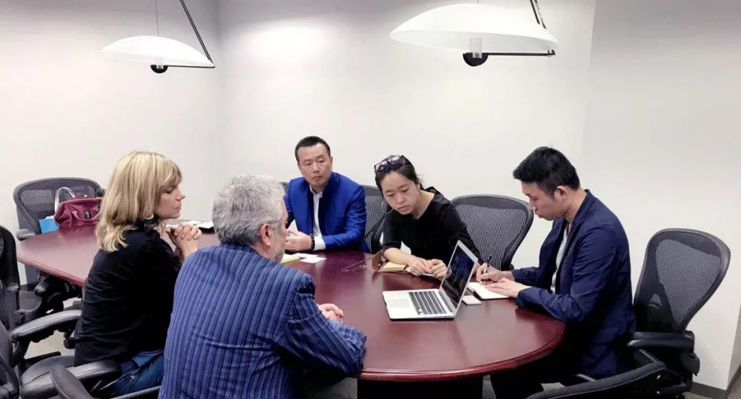 想进军美国时尚产业而不知从何下手?---来自加州的专业指导等着您 想进军美国时尚产业而不知从何下手?---来自加州的专业指导等着您